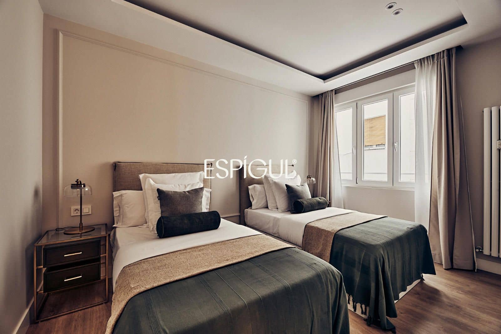 Piso de 4 habitaciones en Madrid ciudad en venta - 1.729.000 € (Ref: 10016178)