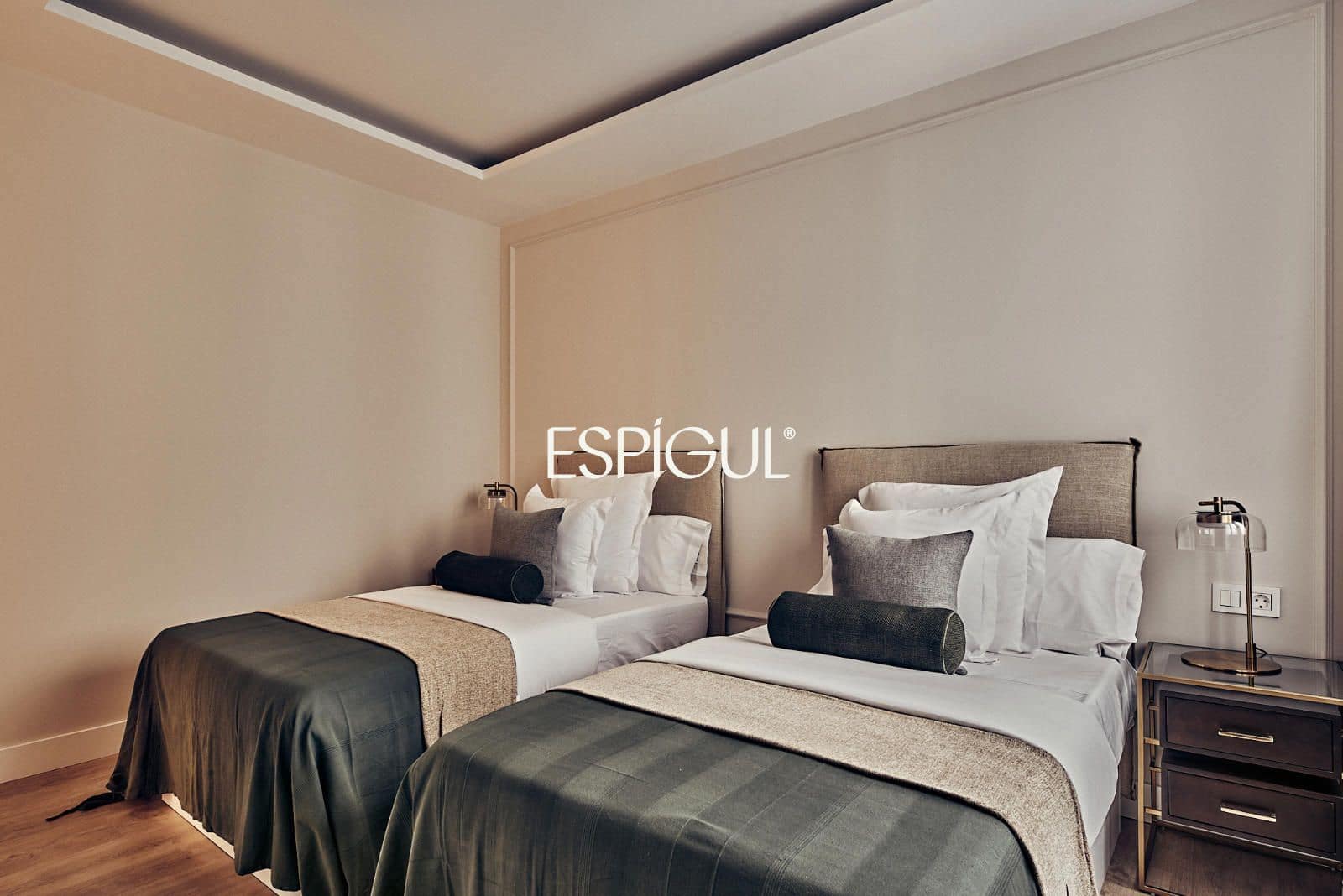 Piso de 4 habitaciones en Madrid ciudad en venta - 1.729.000 € (Ref: 10016178)