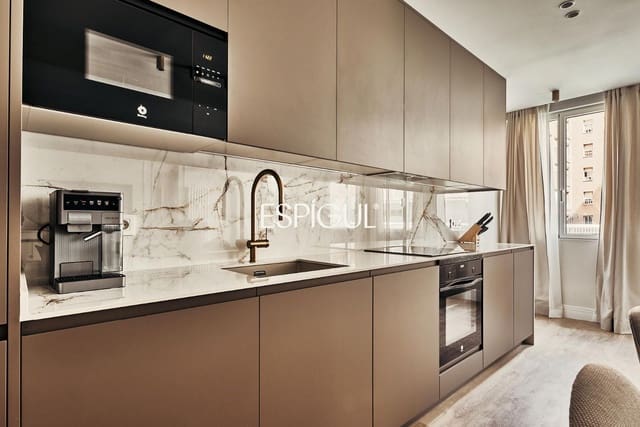 3 slaapkamer Flat te koop in Lista, Madrid stad - € 1.699.000 (Ref: 10016181)