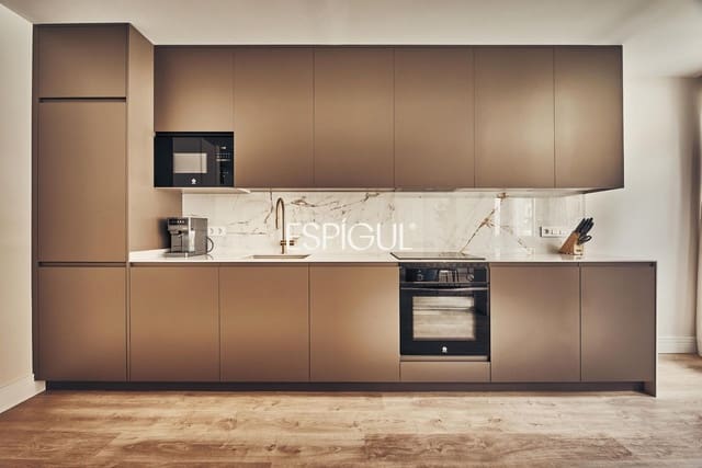 3 slaapkamer Flat te koop in Lista, Madrid stad - € 1.699.000 (Ref: 10016181)