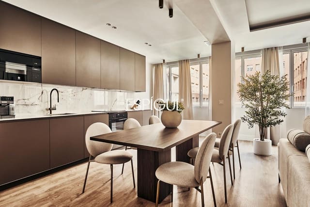 3 slaapkamer Flat te koop in Lista, Madrid stad - € 1.699.000 (Ref: 10016181)