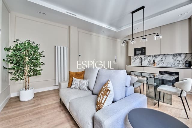 2 bedroom Flat for sale in Ibiza, Madrid city - € 929,000 (Ref: 10016188)