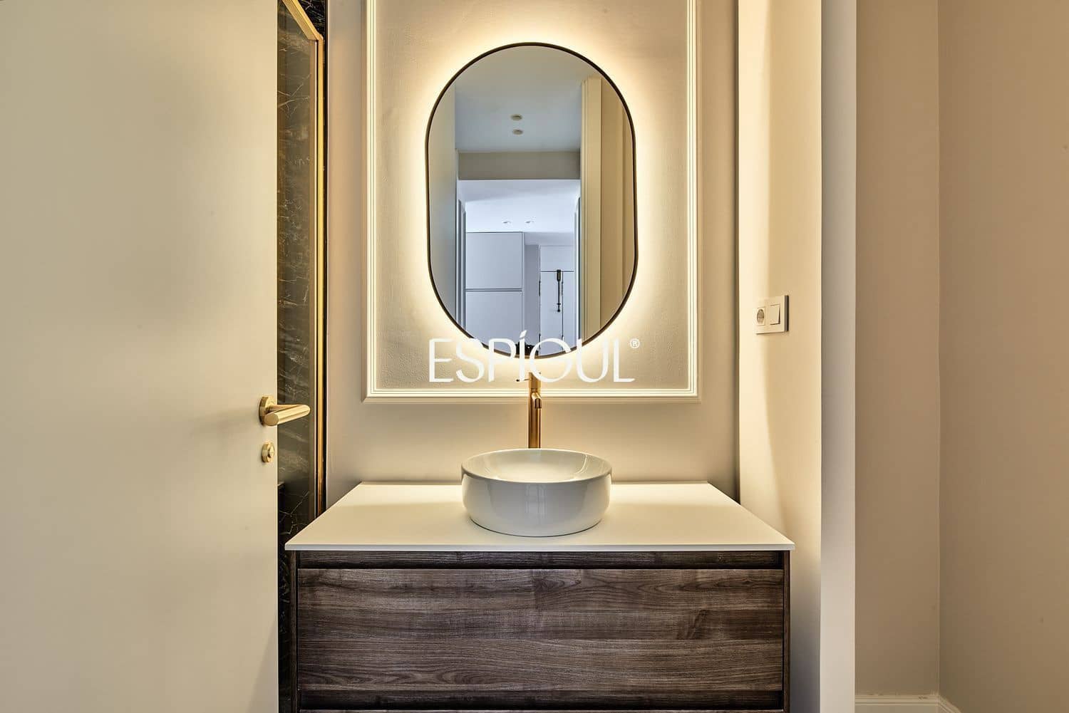 2 bedroom Flat for sale in Madrid city - € 1,229,000 (Ref: 10016189)