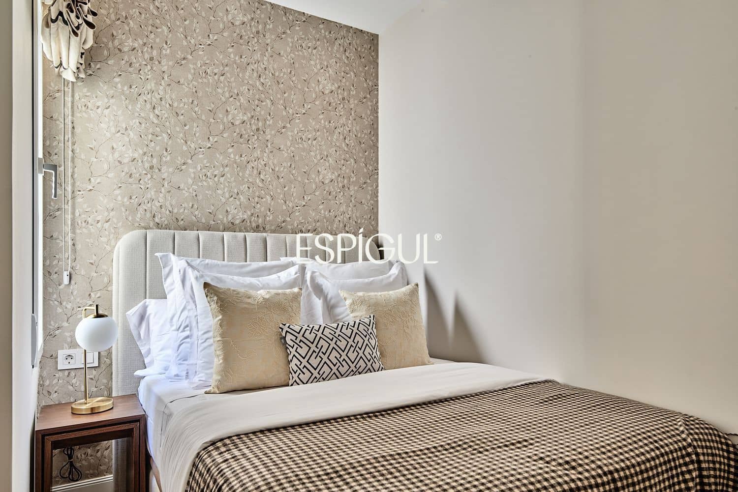 2 bedroom Flat for sale in Madrid city - € 1,229,000 (Ref: 10016189)
