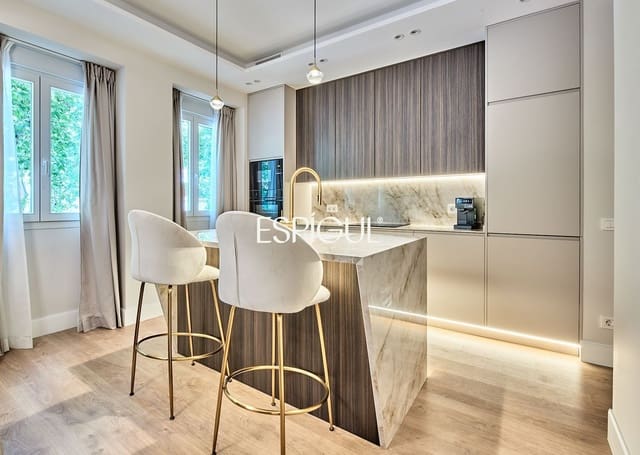 Piso de 3 habitaciones en Gaztambide, Madrid ciudad en venta - 1.339.000 € (Ref: 10016190)