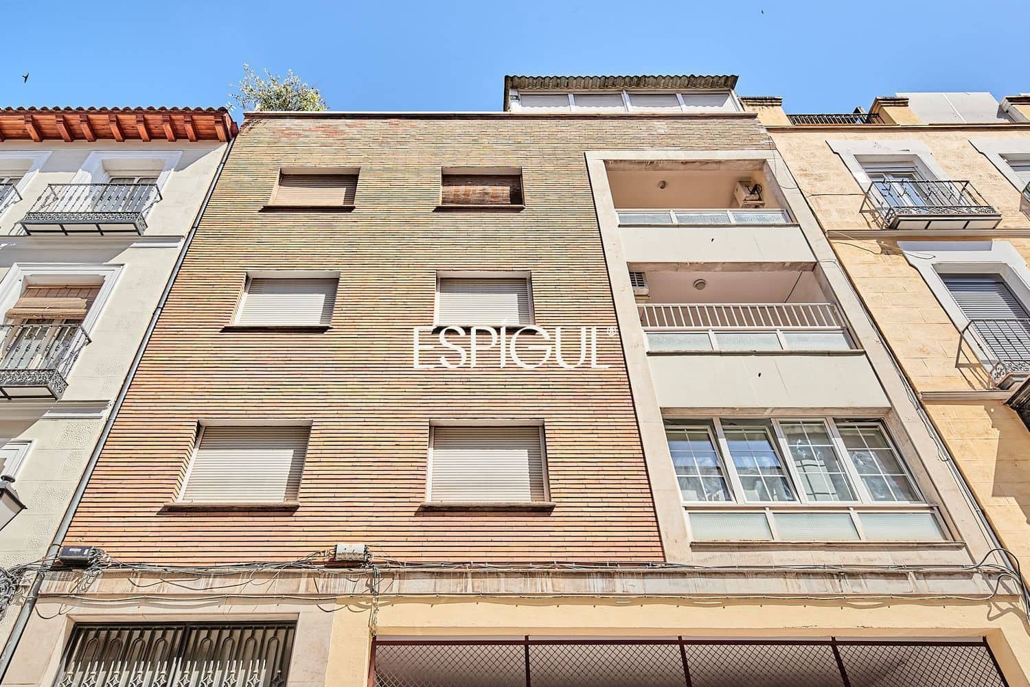 4 bedroom Flat for sale in Madrid city with garage - € 1,799,000 (Ref: 10016193)