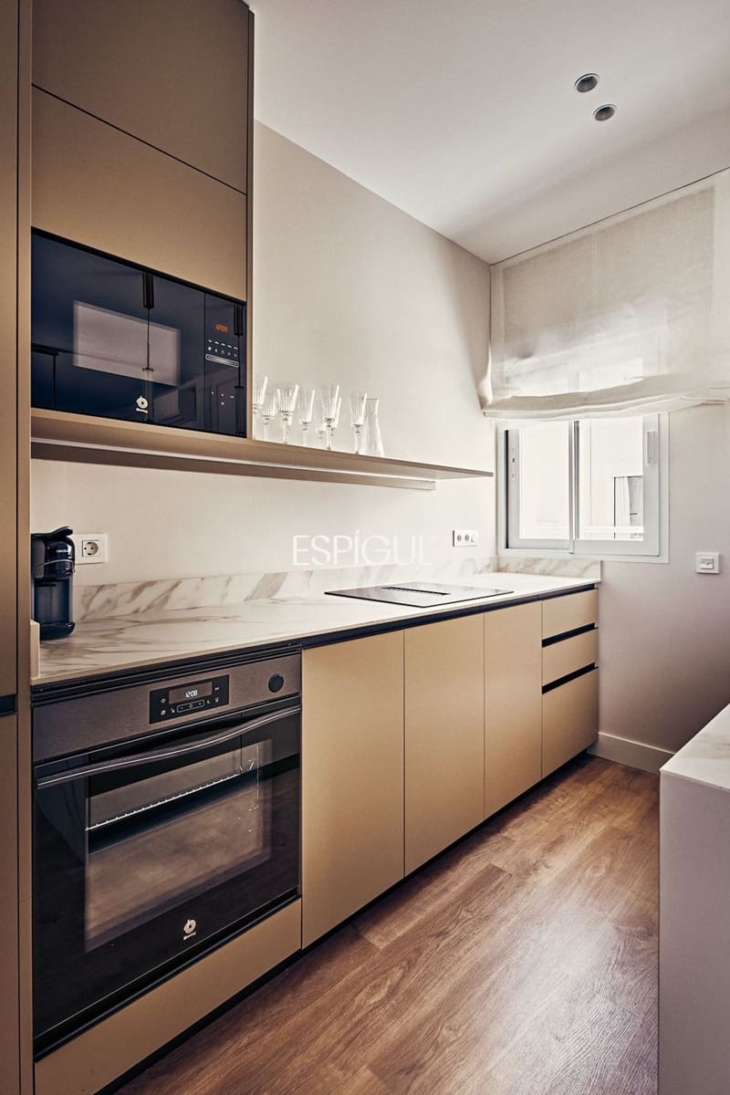 3 sovrum Takvåning till salu i Madrid stad - 1 899 000 € (Ref: 10016195)