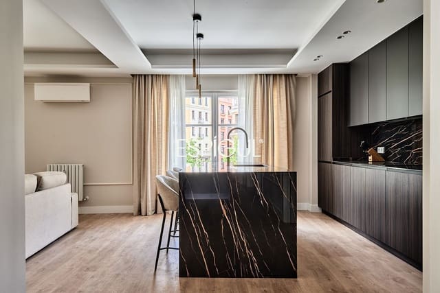 3 bedroom Flat for sale in Goya, Madrid city - € 2,110,000 (Ref: 10016196)