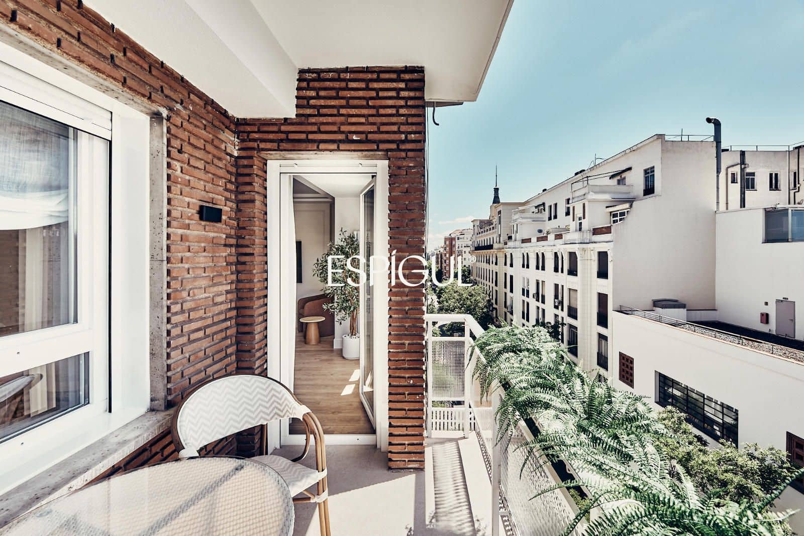 3 bedroom Flat for sale in Madrid city - € 2,219,000 (Ref: 10016198)