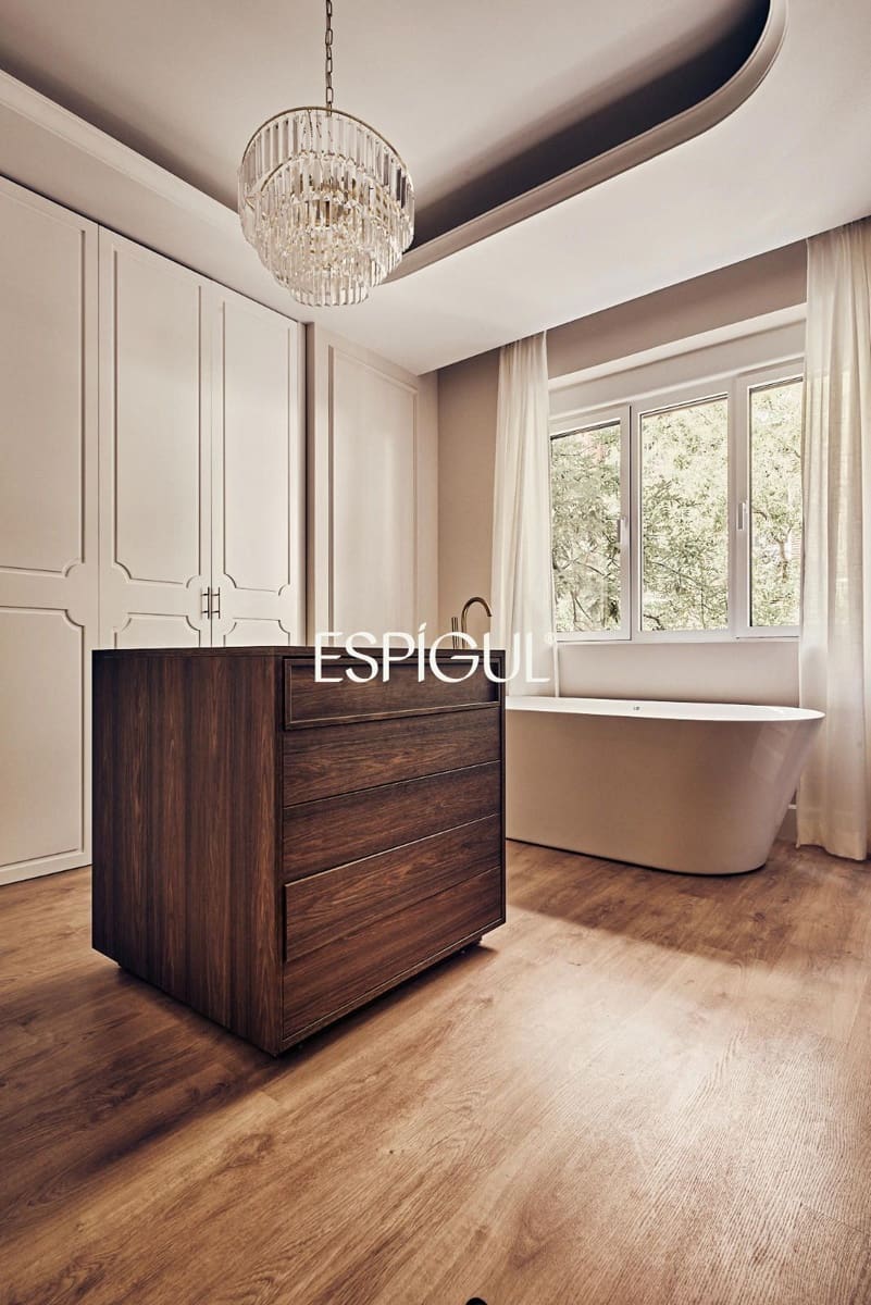 5 bedroom Flat for sale in Madrid city with garage - € 3,959,000 (Ref: 10016201)