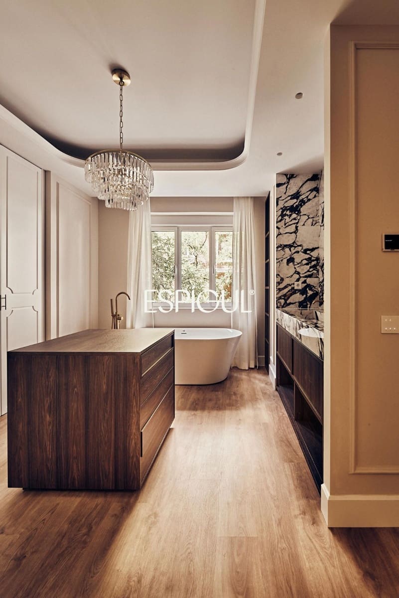 5 bedroom Flat for sale in Madrid city with garage - € 3,959,000 (Ref: 10016201)