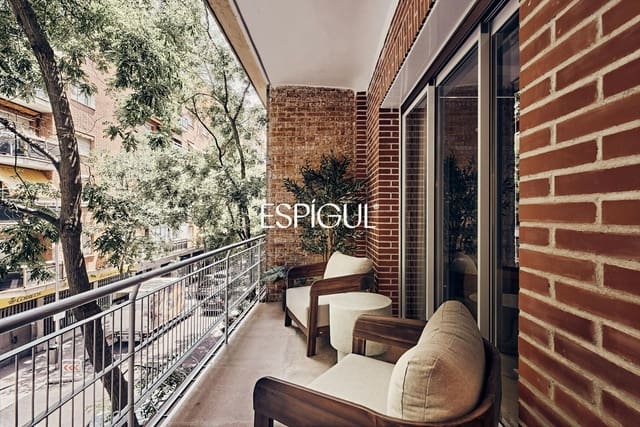 5 slaapkamer Flat te koop in Lista, Madrid stad met garage - € 3.959.000 (Ref: 10016201)