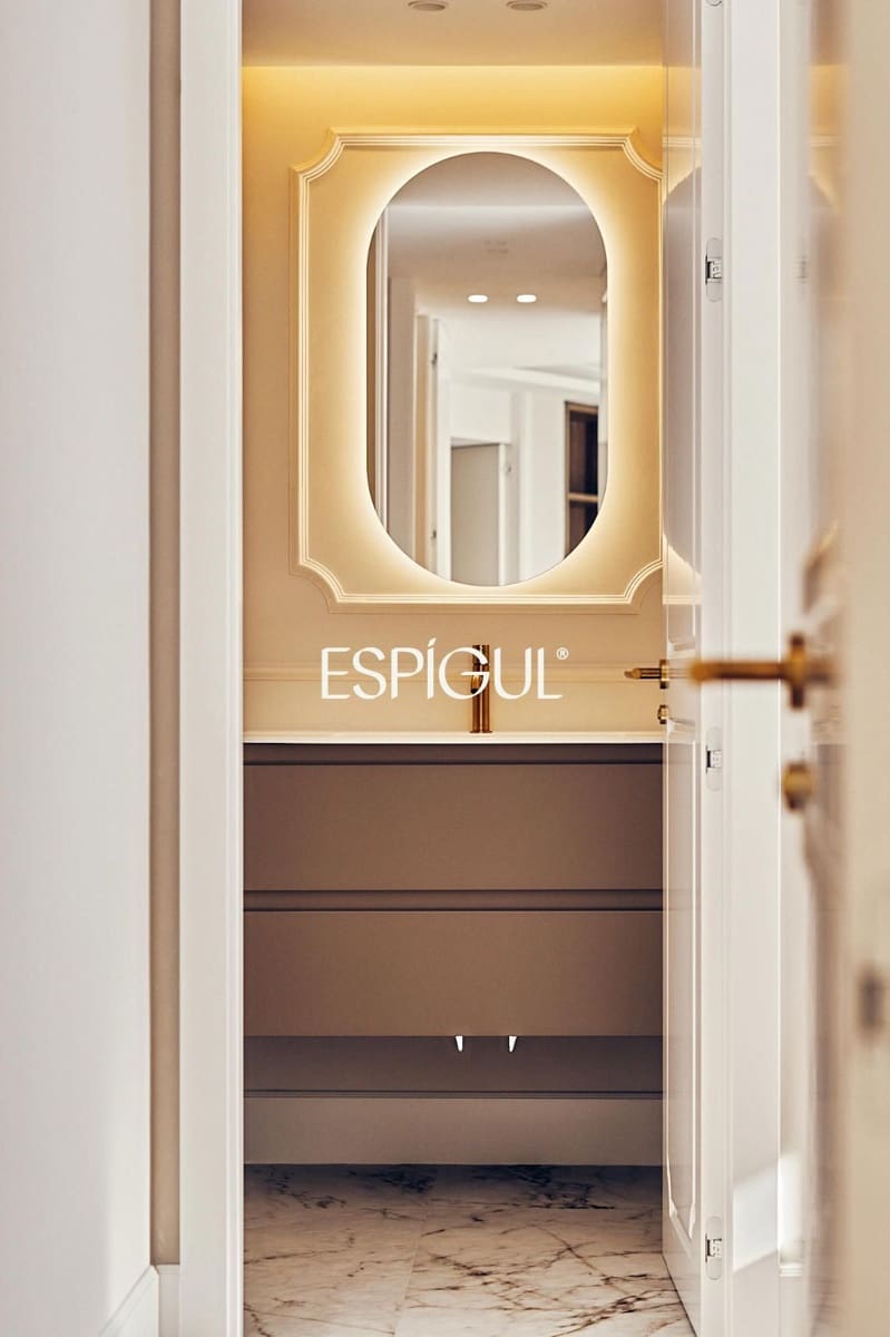 4 bedroom Flat for sale in Madrid city with garage - € 4,900,000 (Ref: 10016202)
