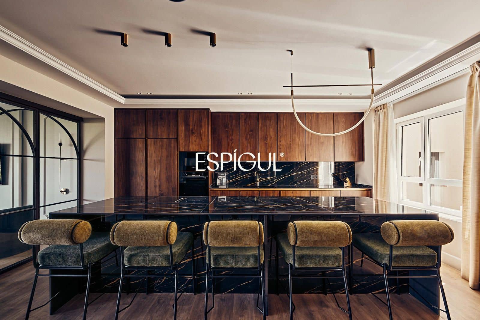 4 bedroom Flat for sale in Madrid city with garage - € 4,900,000 (Ref: 10016202)