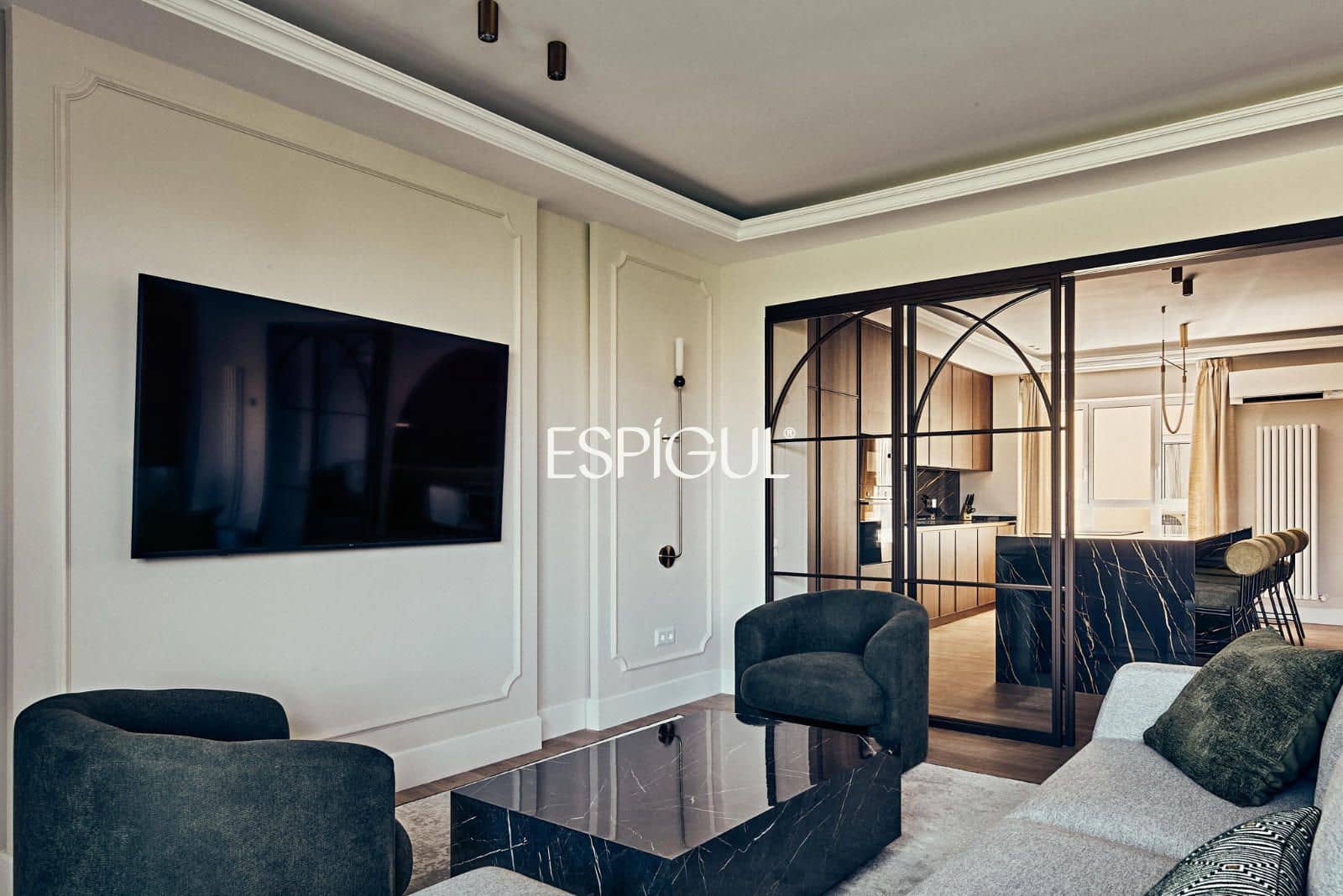 4 bedroom Flat for sale in Madrid city with garage - € 4,900,000 (Ref: 10016202)