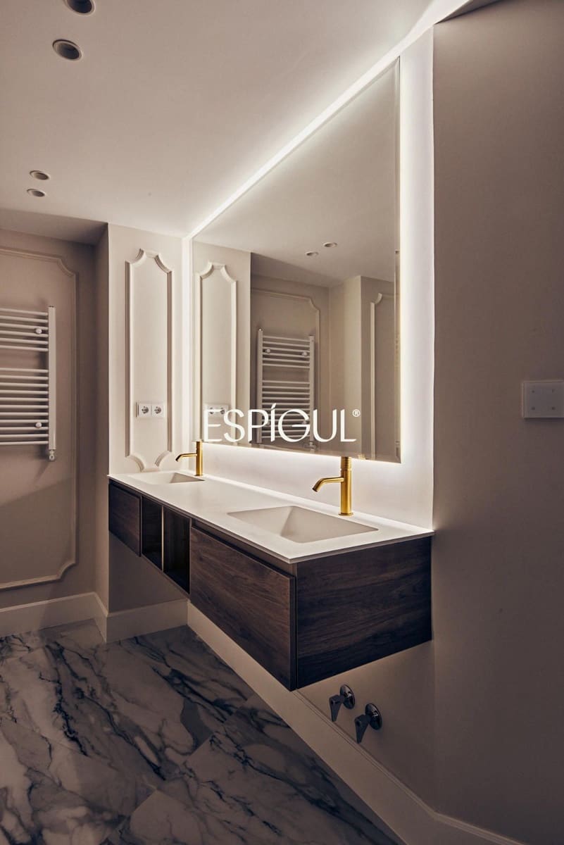 4 bedroom Flat for sale in Madrid city with garage - € 4,900,000 (Ref: 10016202)