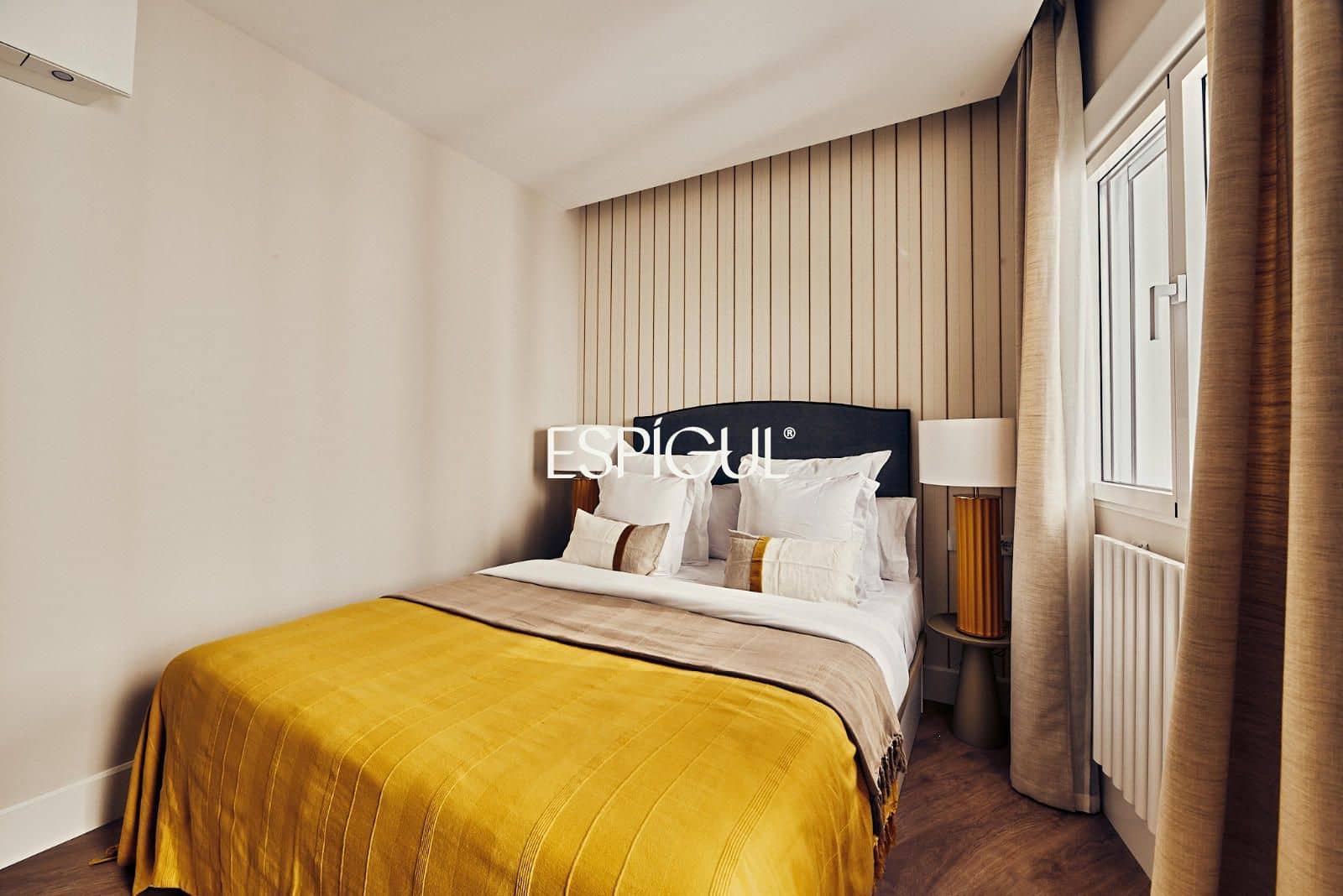 4 bedroom Flat for sale in Madrid city with garage - € 4,900,000 (Ref: 10016202)