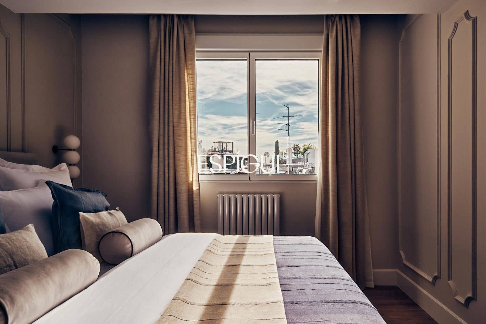 4 bedroom Flat for sale in Madrid city with garage - € 4,900,000 (Ref: 10016202)