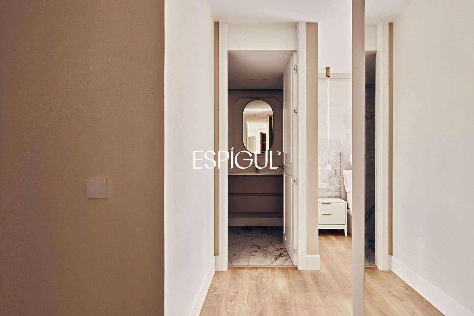 4 bedroom Flat for sale in Madrid city with garage - € 4,900,000 (Ref: 10016202)