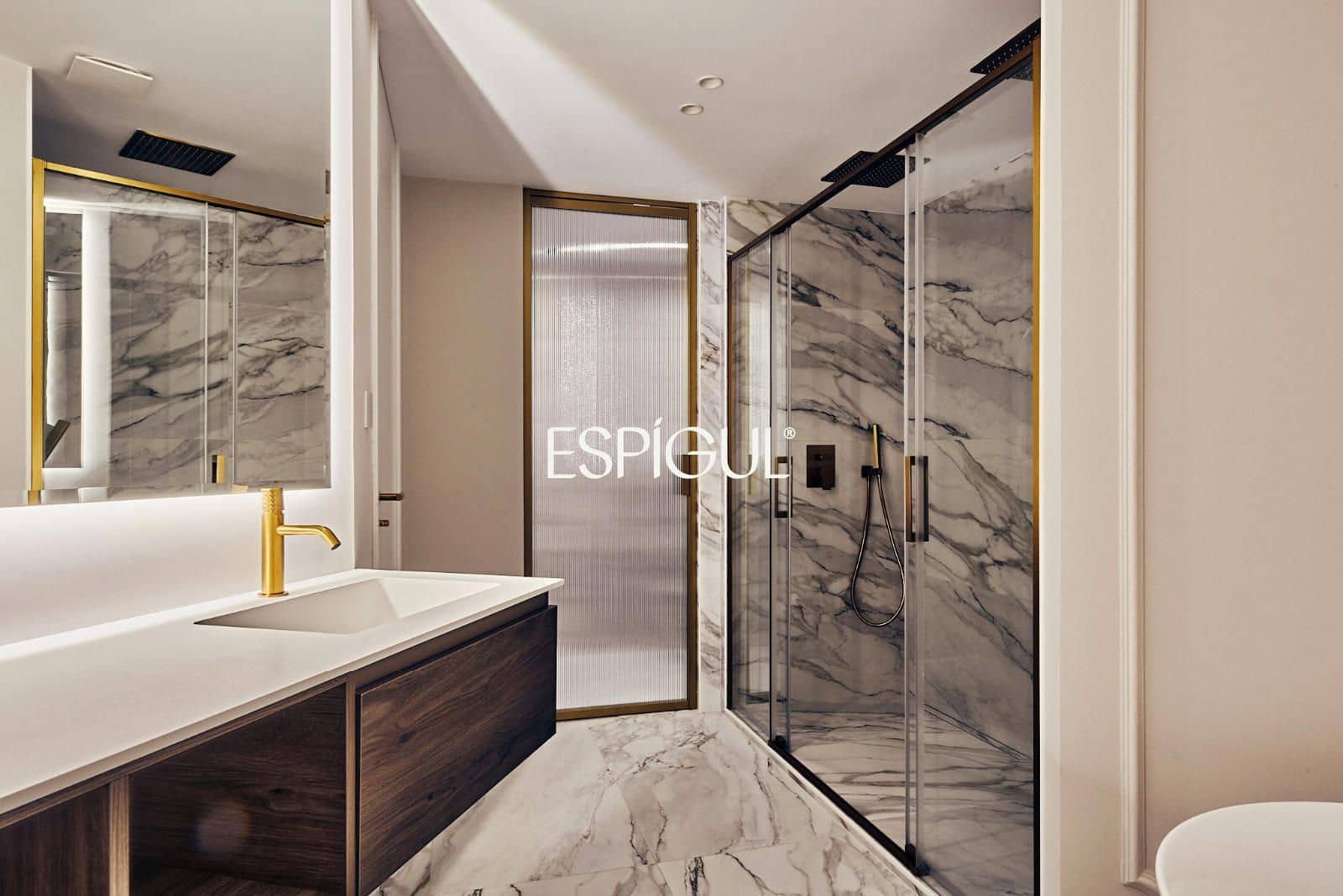 4 bedroom Flat for sale in Madrid city with garage - € 4,900,000 (Ref: 10016202)