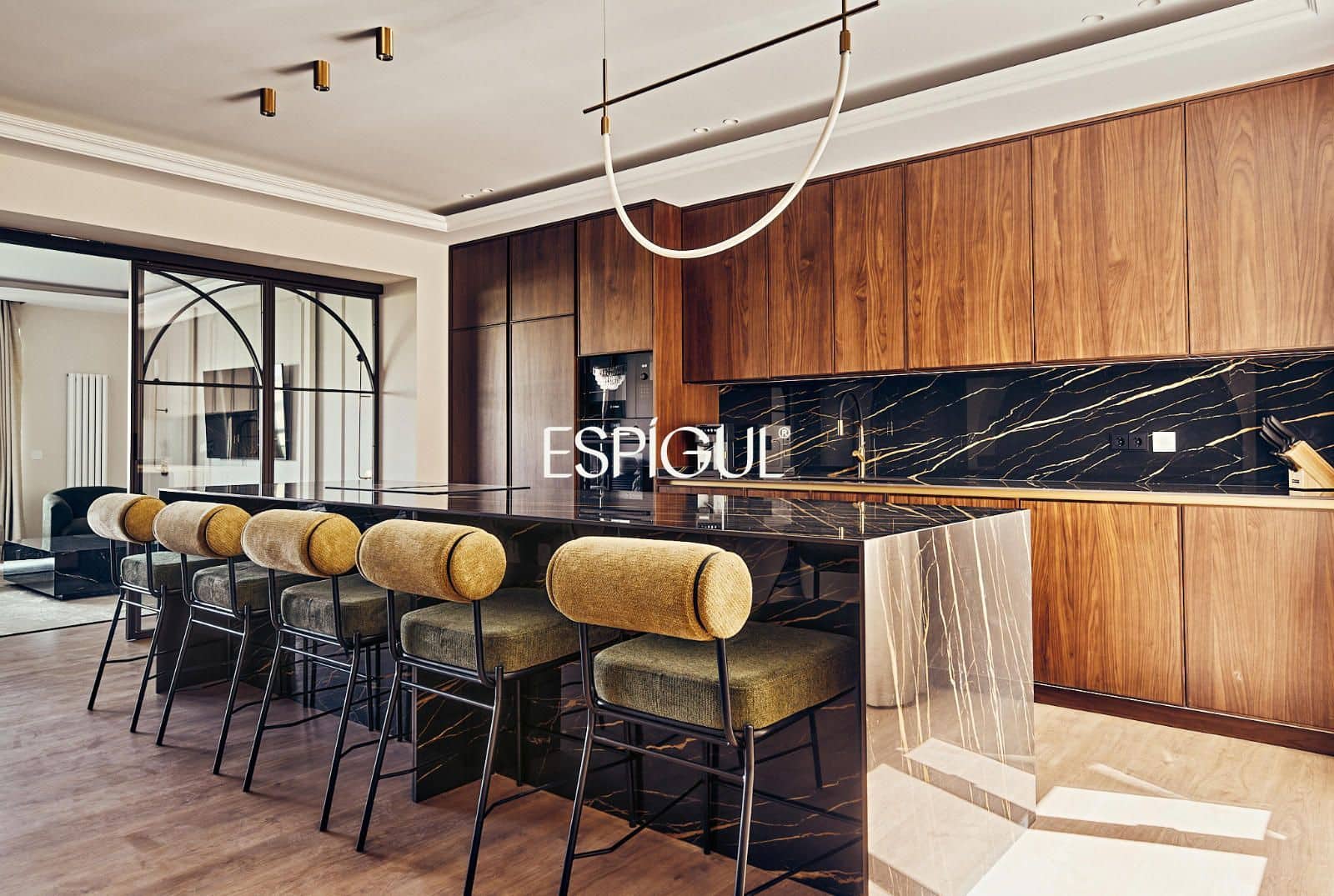 4 bedroom Flat for sale in Madrid city with garage - € 4,900,000 (Ref: 10016202)