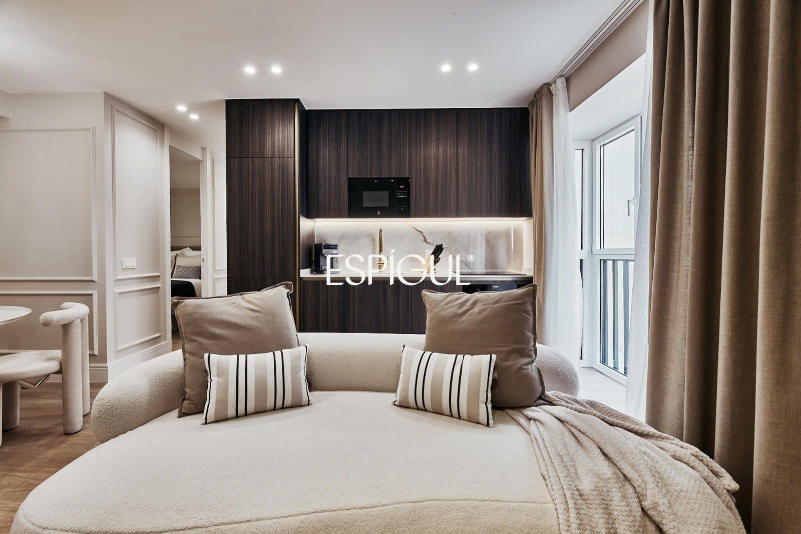 2 bedroom Flat for sale in Madrid city - € 1,049,000 (Ref: 10016205)