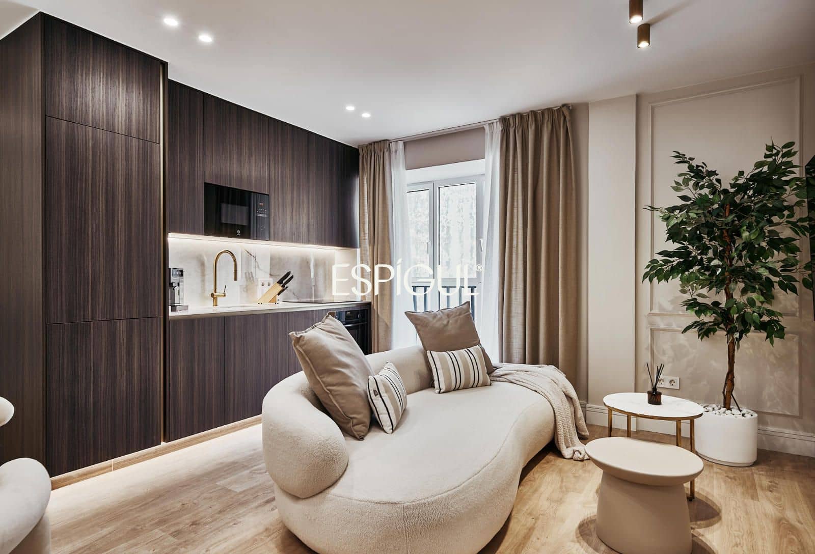 2 bedroom Flat for sale in Madrid city - € 1,049,000 (Ref: 10016205)