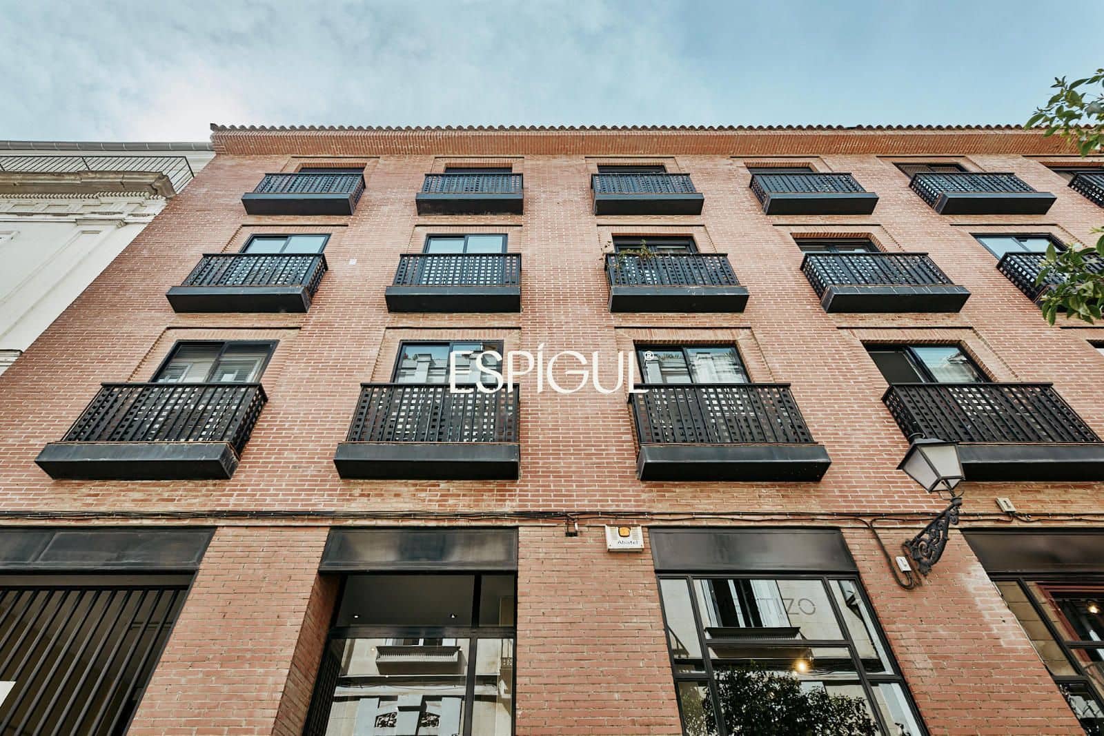 2 bedroom Flat for sale in Madrid city - € 1,049,000 (Ref: 10016205)