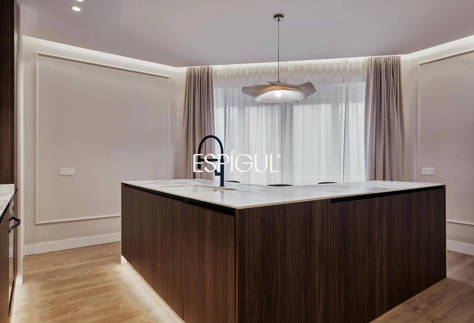 3 bedroom Flat for sale in Madrid city - € 1,899,000 (Ref: 10016206)