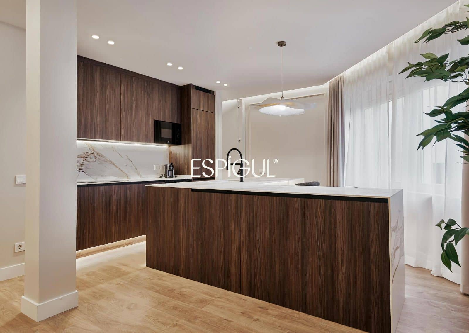 3 bedroom Flat for sale in Madrid city - € 1,899,000 (Ref: 10016206)