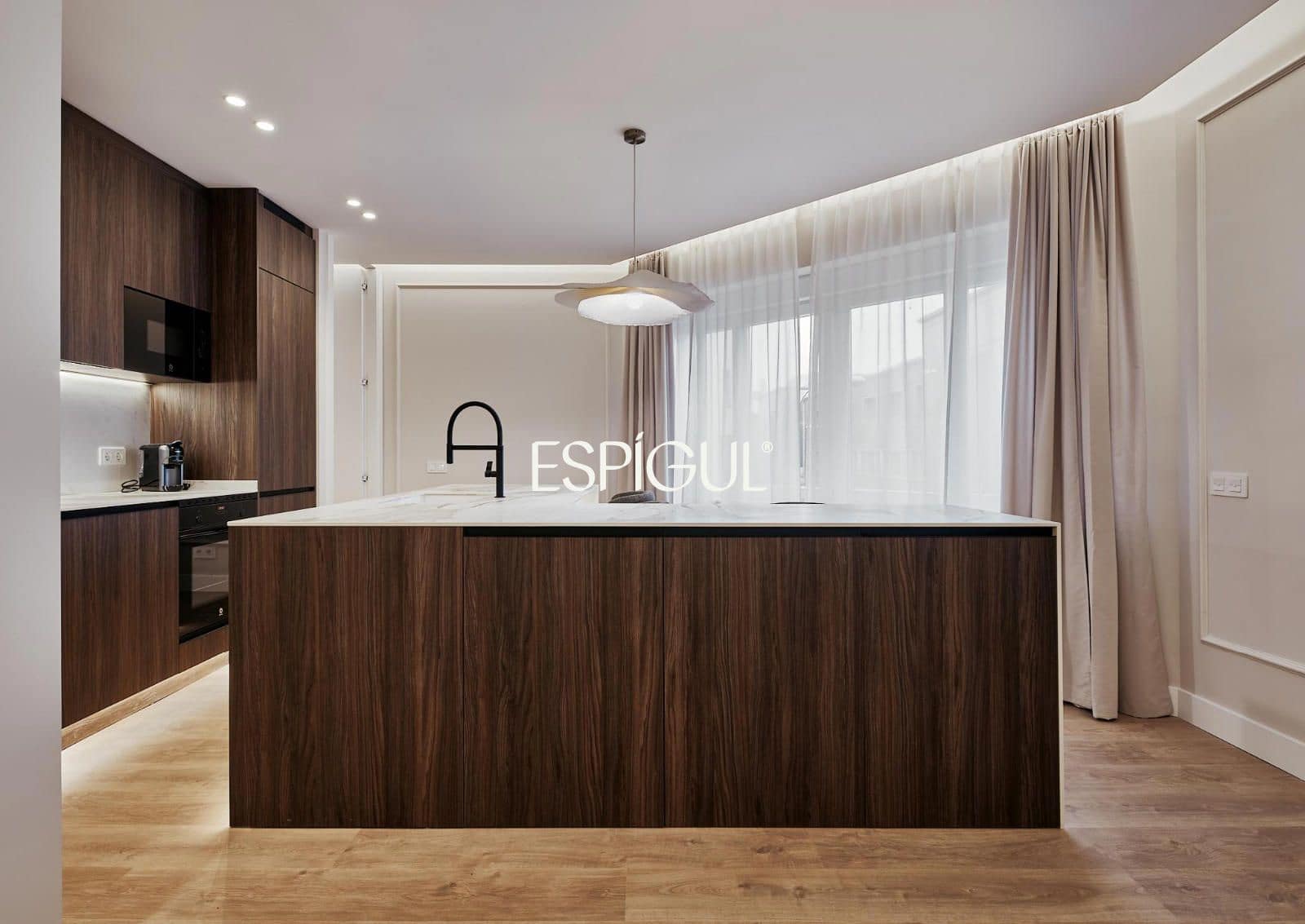 3 bedroom Flat for sale in Madrid city - € 1,899,000 (Ref: 10016206)