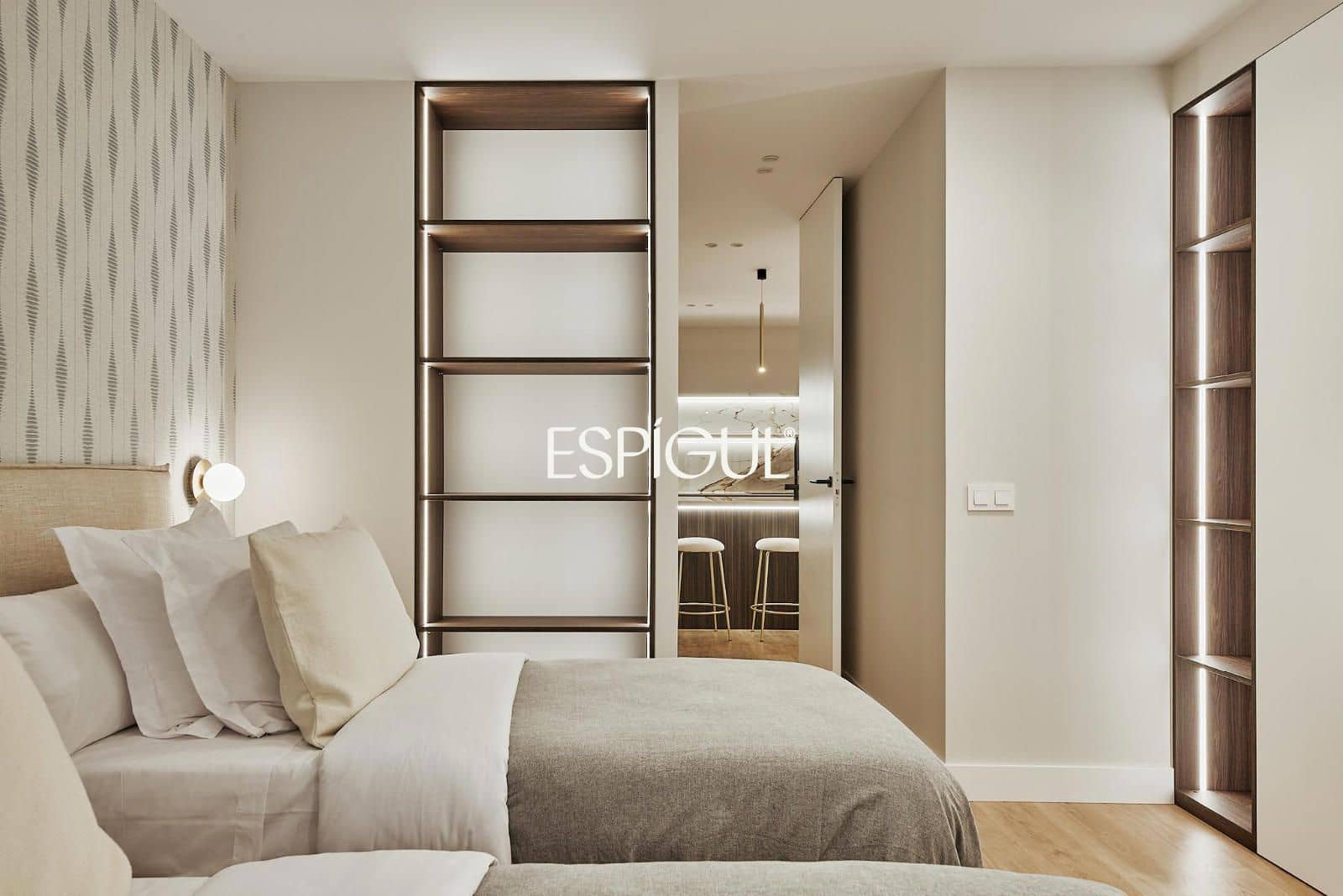 3 bedroom Flat for sale in Madrid city with garage - € 2,149,000 (Ref: 10016207)