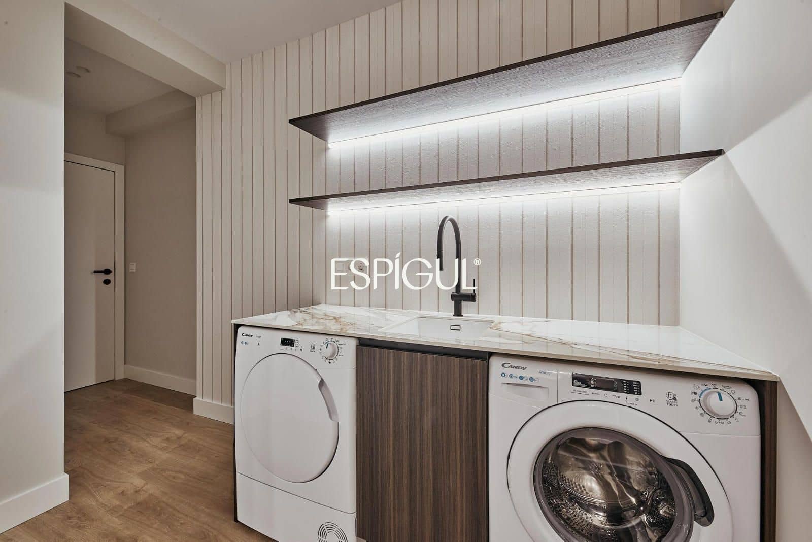 3 bedroom Flat for sale in Madrid city with garage - € 2,149,000 (Ref: 10016207)