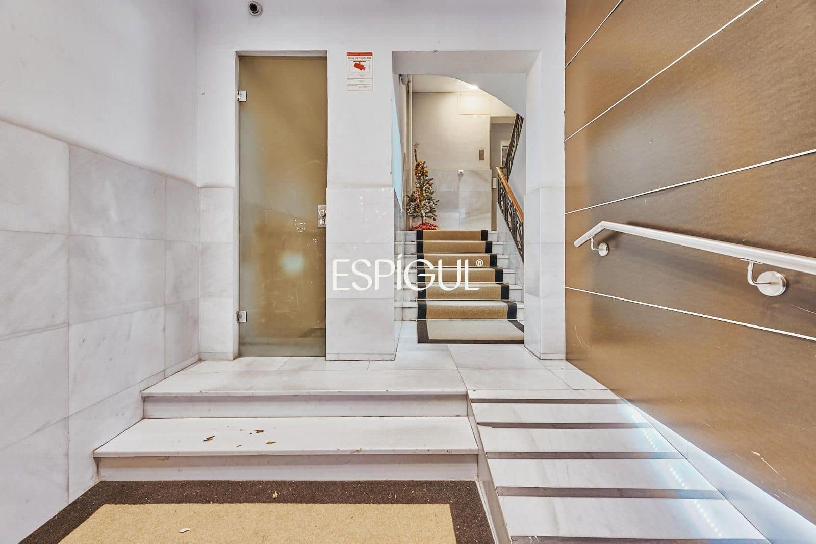 3 soveværelse Lejlighed til salg i Madrid by med garage - € 1.879.000 (Ref: 10016208)