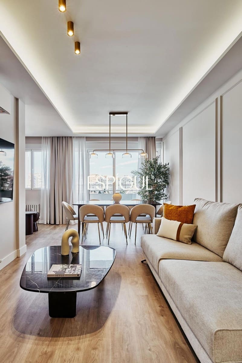 3 bedroom Flat for sale in Madrid city - € 1,439,000 (Ref: 10016209)