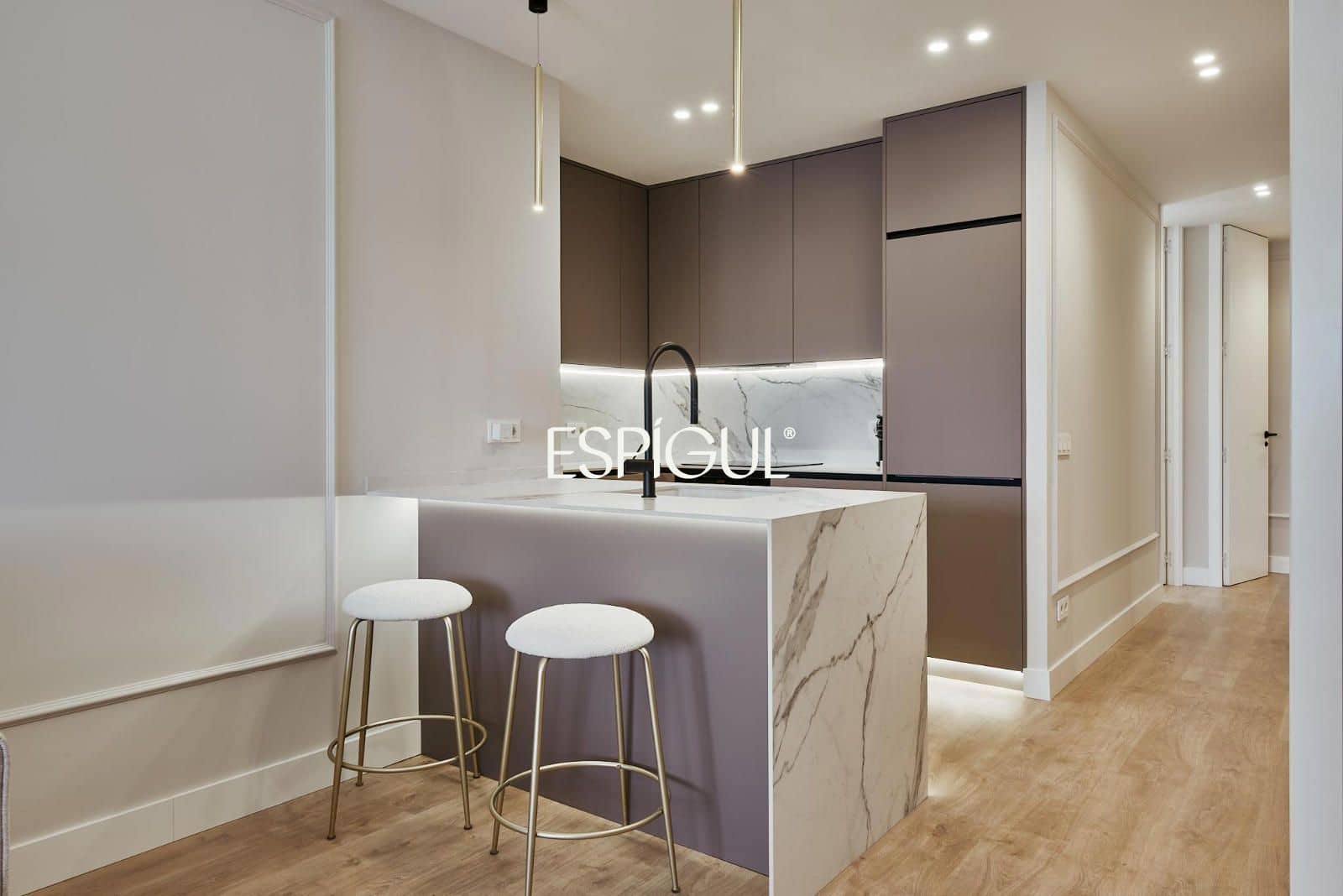 3 bedroom Flat for sale in Madrid city - € 1,439,000 (Ref: 10016209)