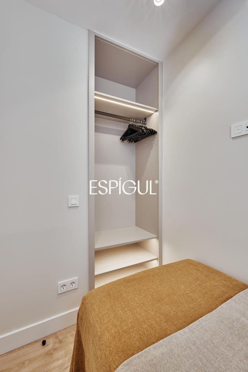 Piso de 2 habitaciones en Madrid ciudad en venta - 729.000 € (Ref: 10016211)