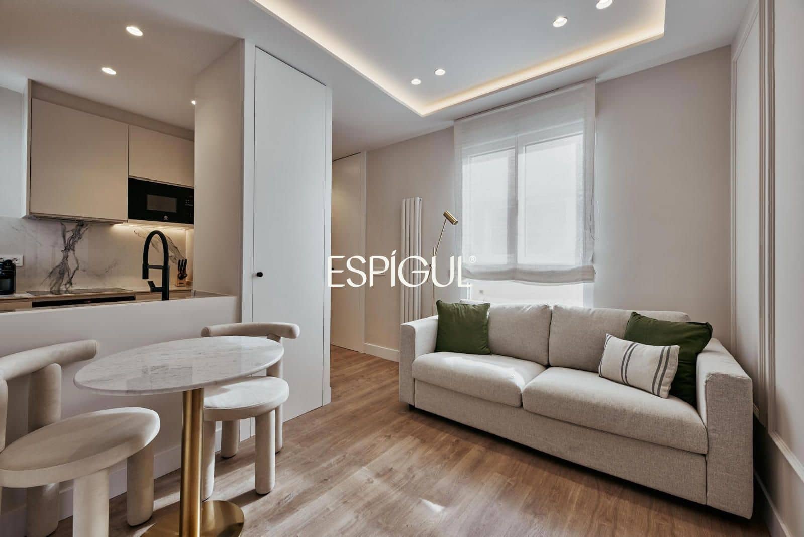 Piso de 2 habitaciones en Madrid ciudad en venta - 729.000 € (Ref: 10016211)