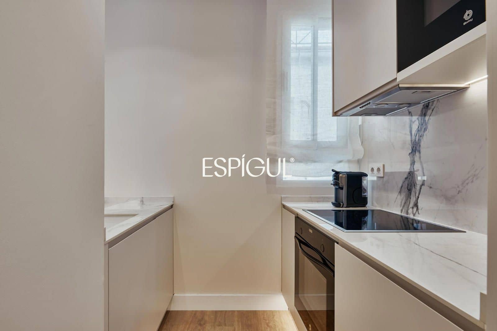 Piso de 2 habitaciones en Madrid ciudad en venta - 729.000 € (Ref: 10016211)