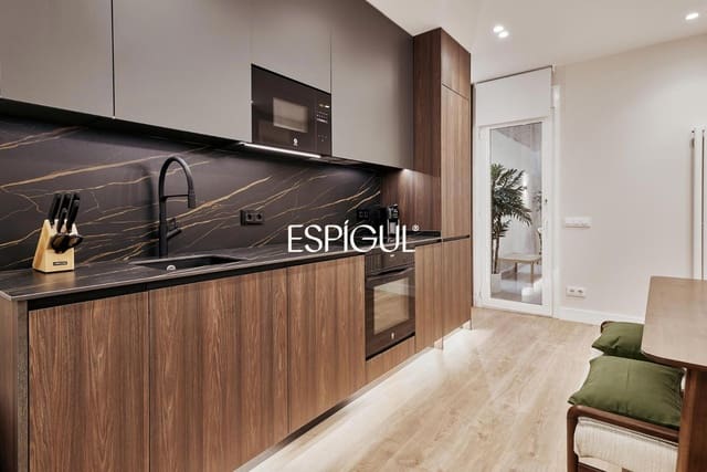 2 bedroom Flat for sale in Almagro, Madrid city - € 899,000 (Ref: 10016212)