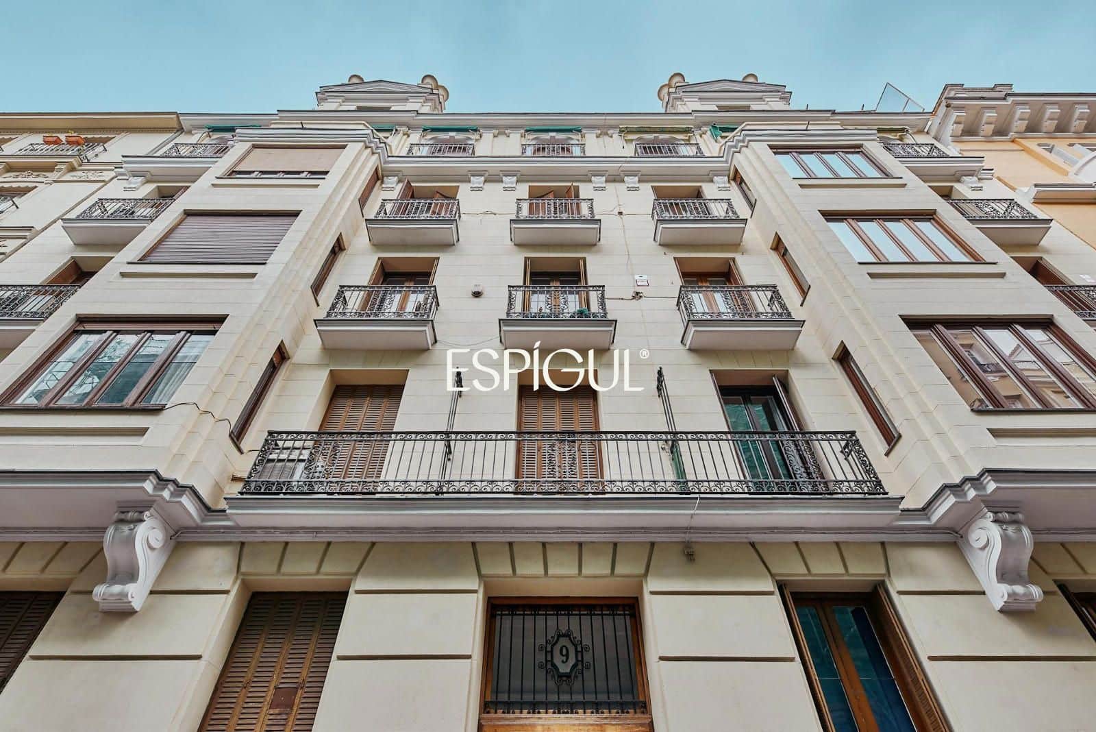2 bedroom Flat for sale in Madrid city - € 899,000 (Ref: 10016212)