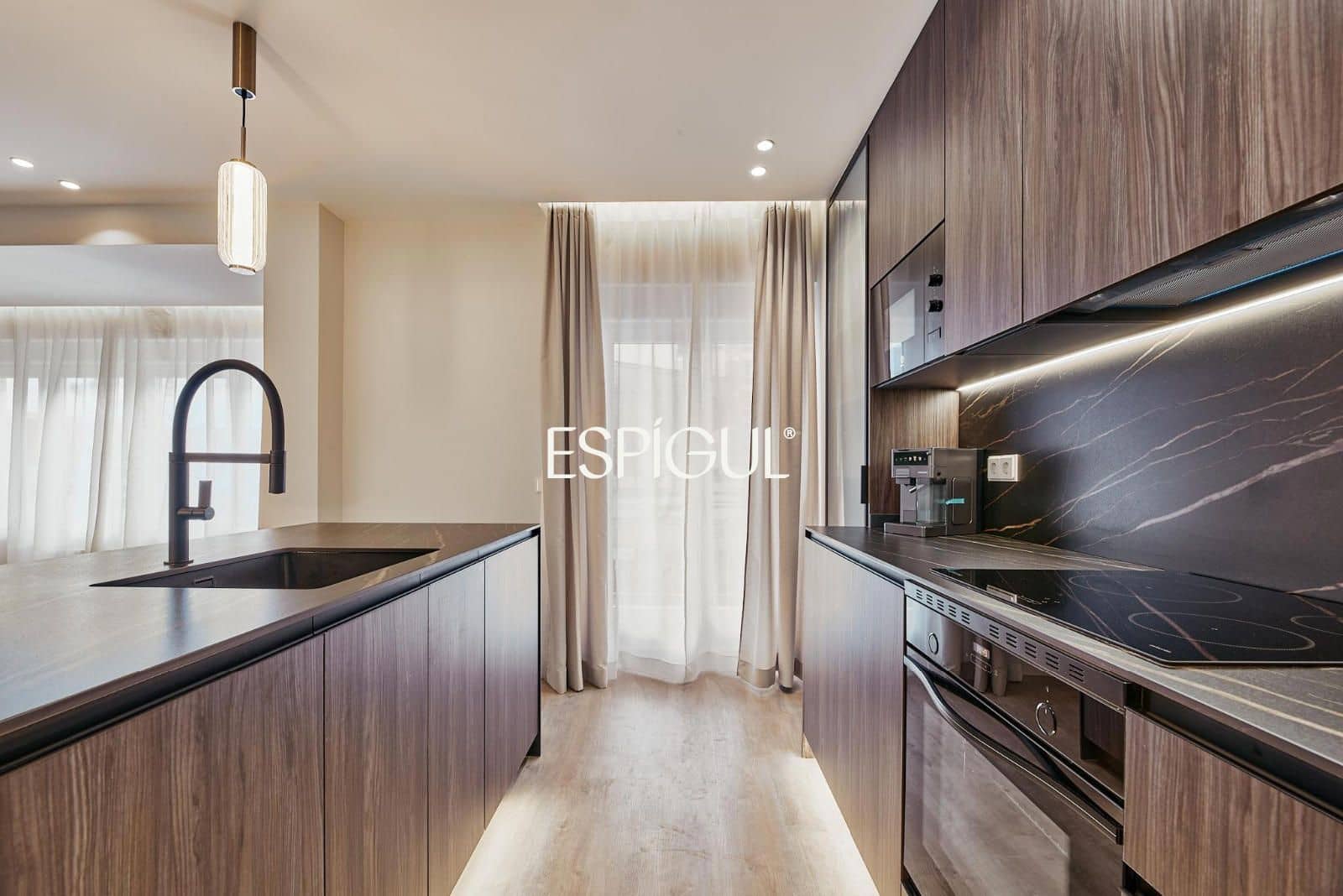 4 Zimmer Wohnung zu verkaufen in Madrid Stadt - 2.309.000 € (Ref: 10016213)