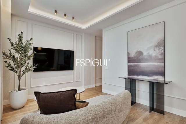 3 slaapkamer Flat te koop in Goya, Madrid stad - € 1.489.000 (Ref: 10016215)