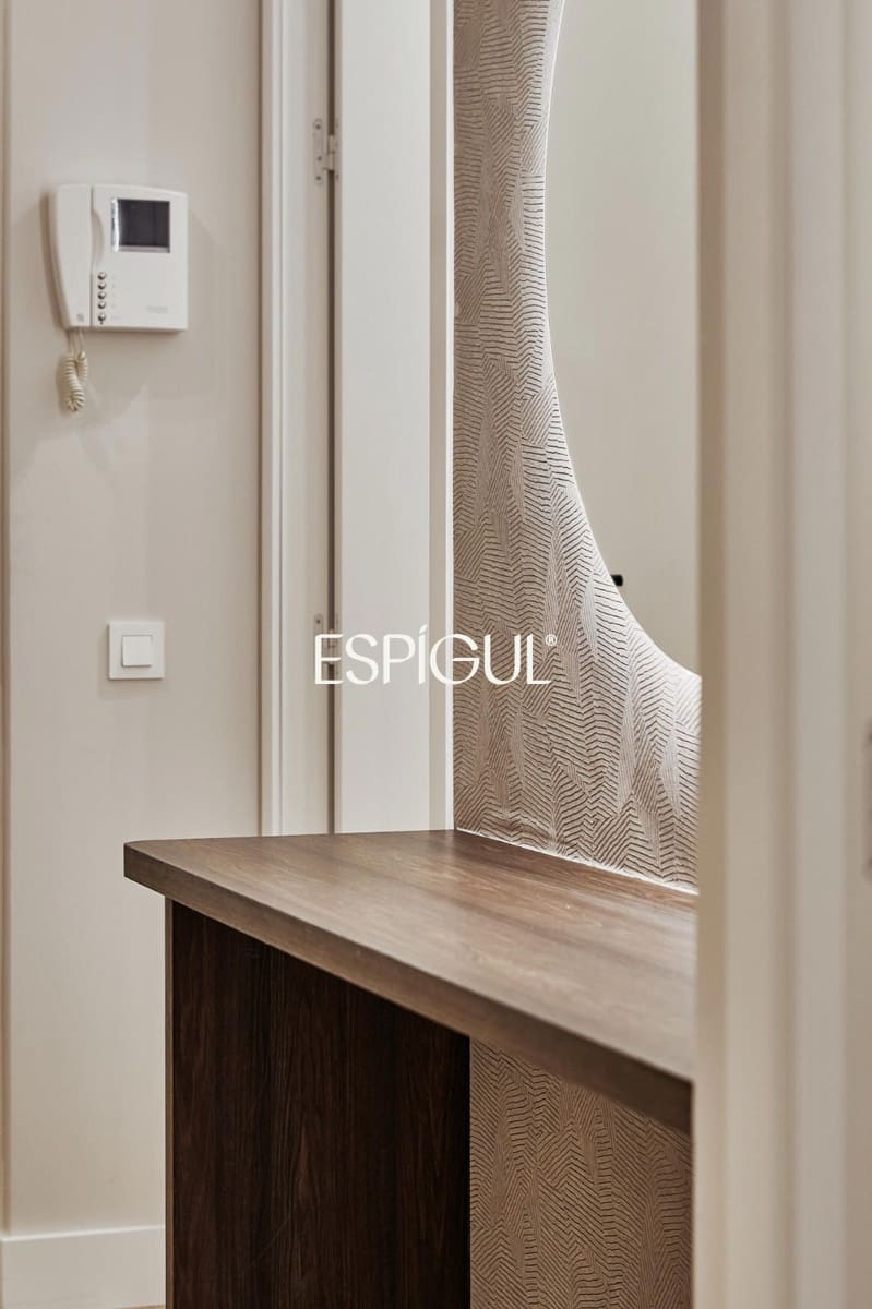 3 slaapkamer Flat te koop in Madrid stad - € 1.489.000 (Ref: 10016215)