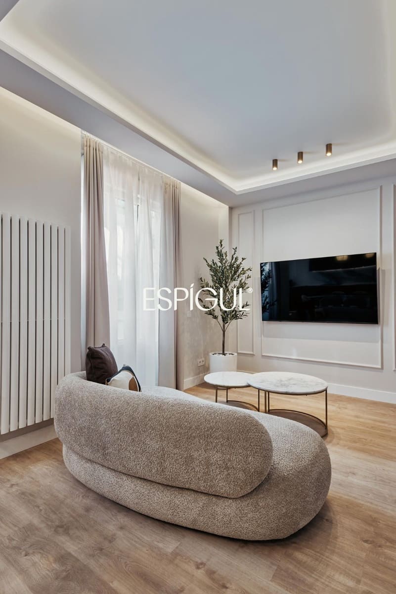3 slaapkamer Flat te koop in Madrid stad - € 1.489.000 (Ref: 10016215)