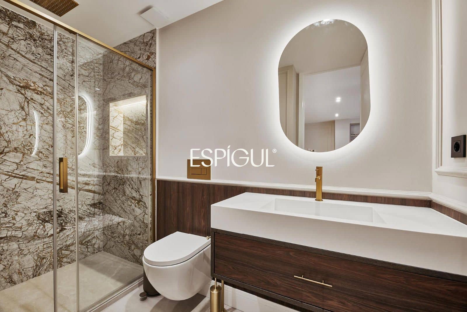3 bedroom Flat for sale in Madrid city with garage - € 1,919,000 (Ref: 10016218)