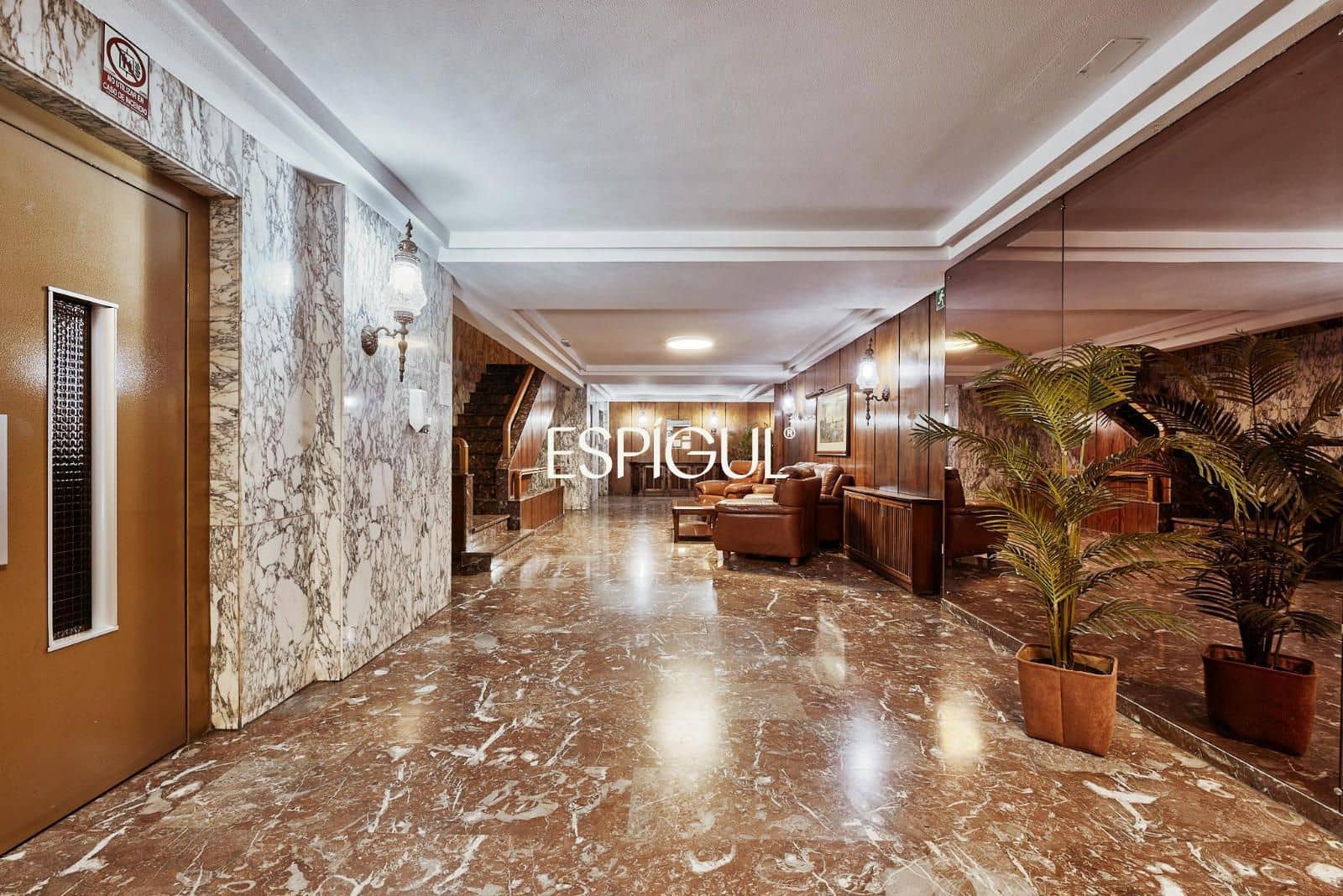 3 bedroom Flat for sale in Madrid city with garage - € 1,919,000 (Ref: 10016218)