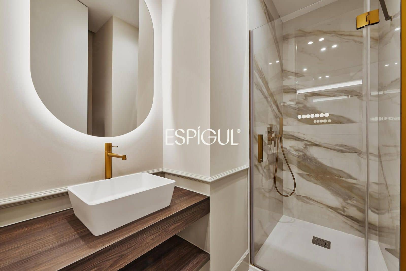 3 bedroom Flat for sale in Madrid city with garage - € 2,139,000 (Ref: 10016219)