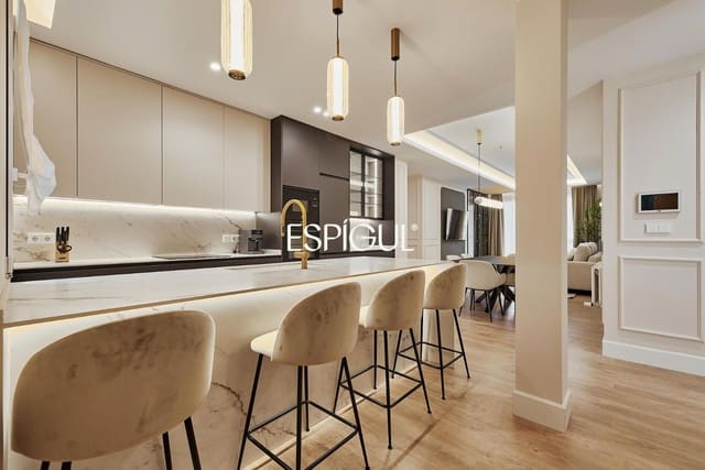 3 bedroom Flat for sale in Goya, Madrid city with garage - € 2,139,000 (Ref: 10016219)