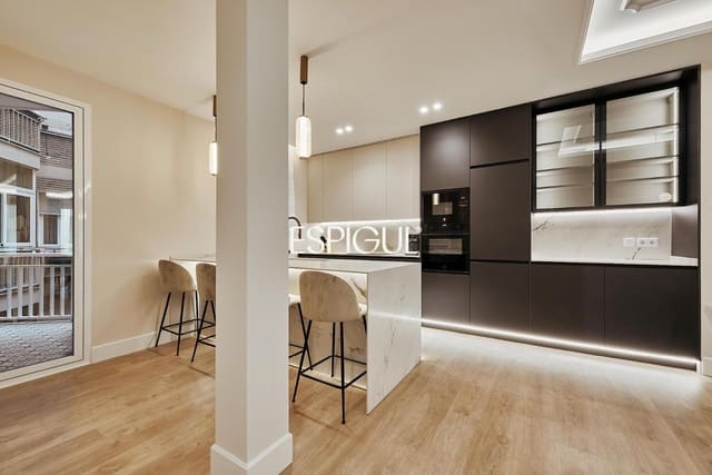 3 bedroom Flat for sale in Goya, Madrid city with garage - € 2,139,000 (Ref: 10016219)